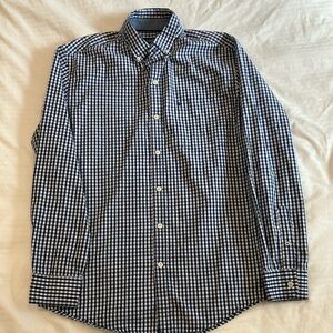 Men’s size small IZOD checkered blue & white Gingham Casual Button Down Shirt